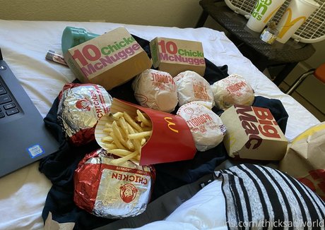 thicksadworld exclusive star photos