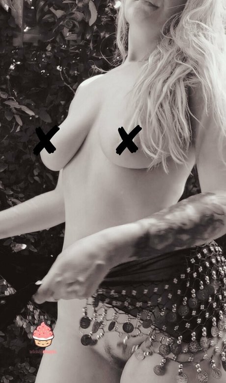 thewickedmuffin model exclusive archive