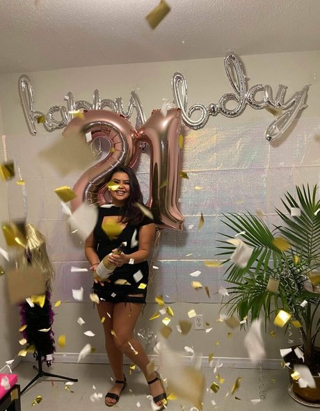 samanthababyy star nudes images