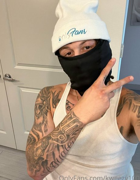 kweezy100 art star photo