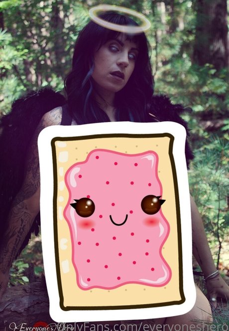 everyoneshero actress photos