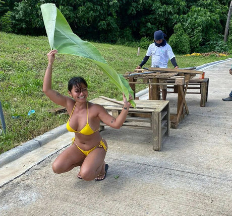 Sheila Snow hot model photo