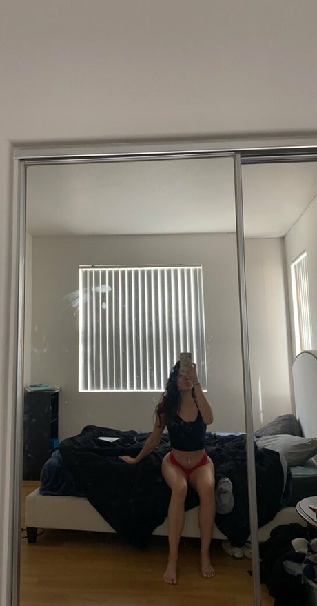 wh0re4am0r porn model pics