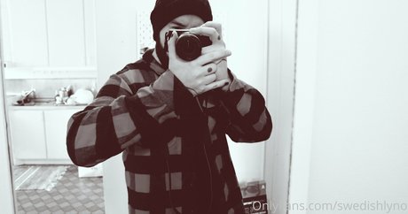 swedishlyno perfect actress picture