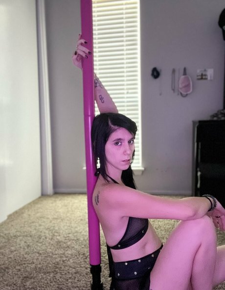 prettypixie113 xxx actress image