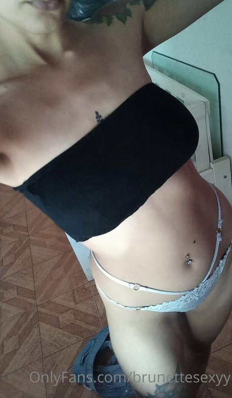 brunettesexyy pornographic model archive