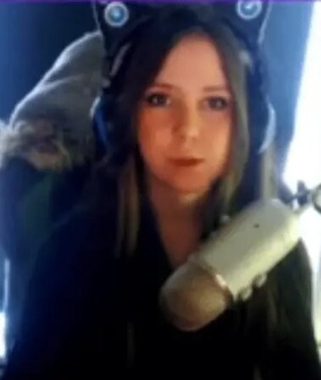 Shylily sex star img