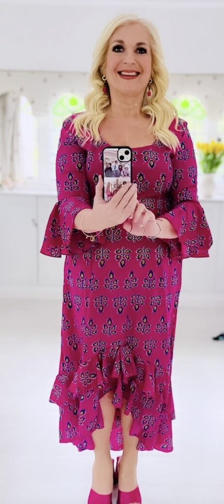 Vanessa Feltz beautiful actress pic