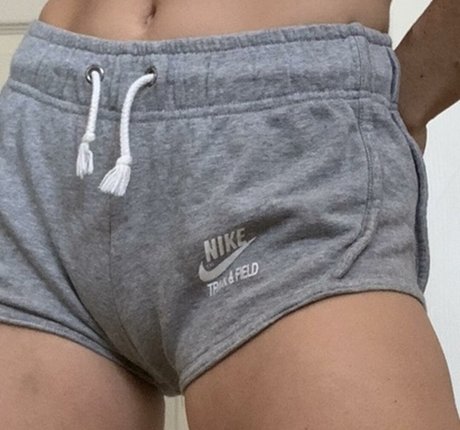 Casey Nixon nude model pictures