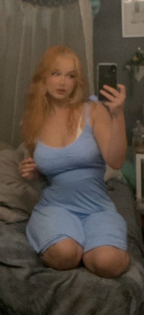 Violet Barlowe star img