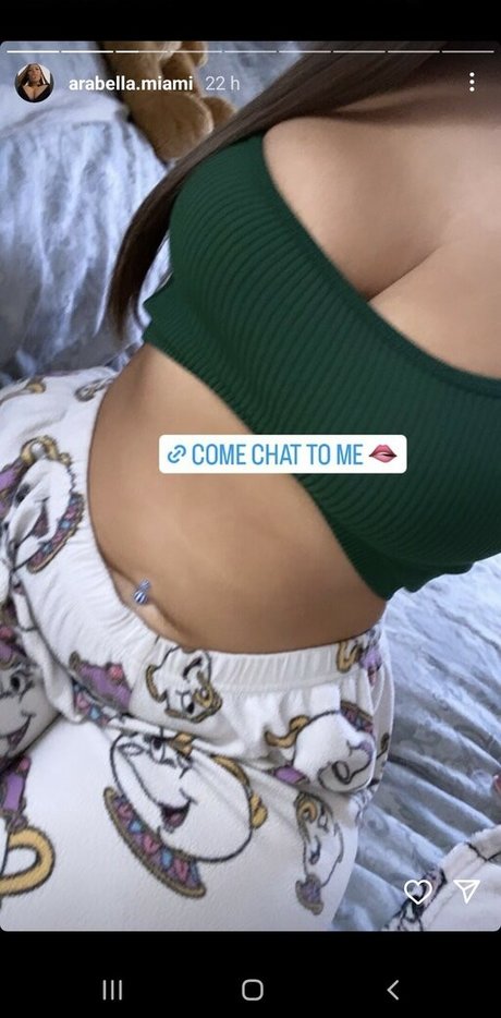 arabella diaz sexy model pic