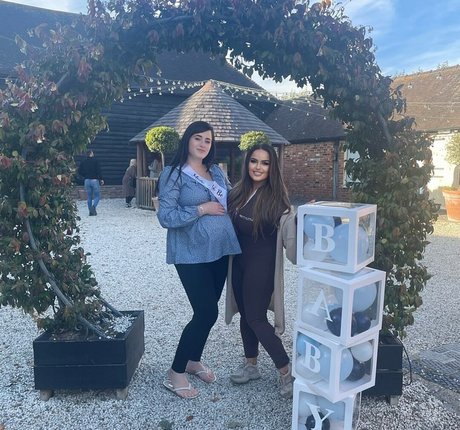 Shauni Rixon exclusive star pictures