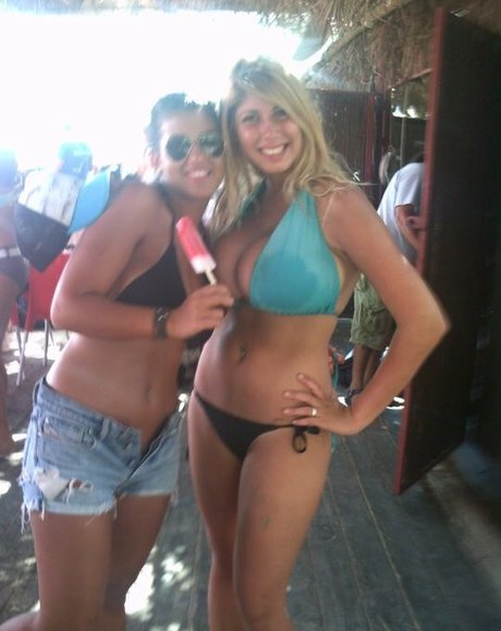 Daniella Yallouz model hot pic