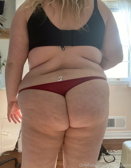 softnsweeet0 model erotic photo