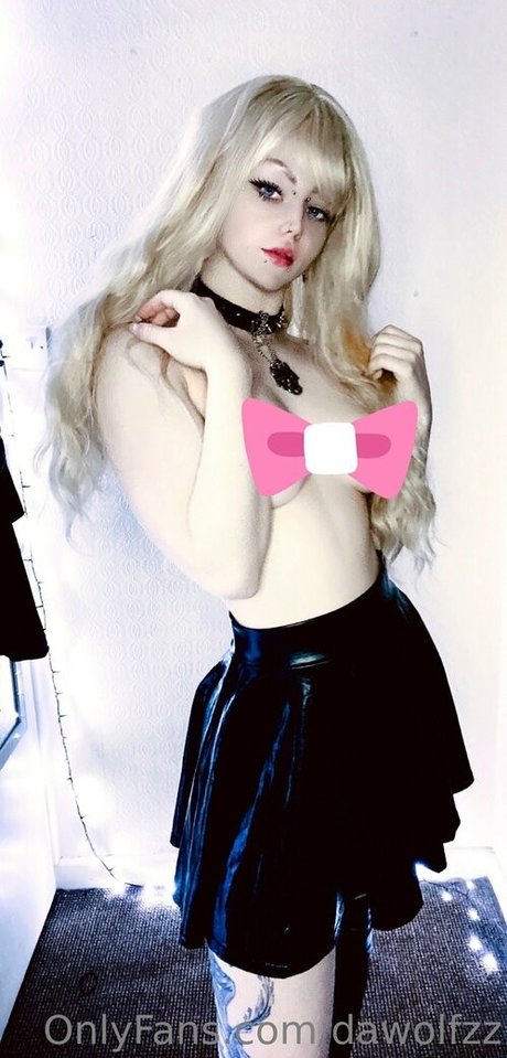 dawolfzz top model image