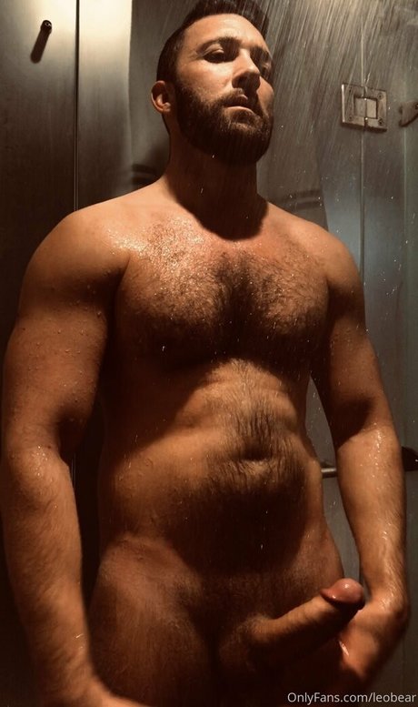 leobear beautiful actress pic