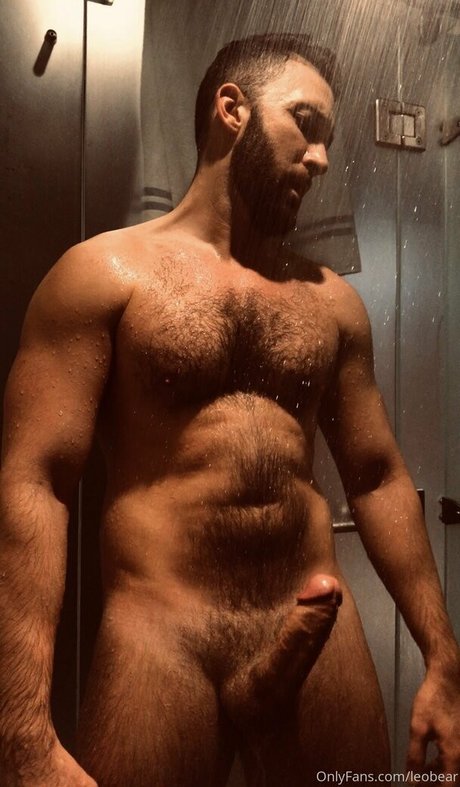 leobear hot pornstar pics