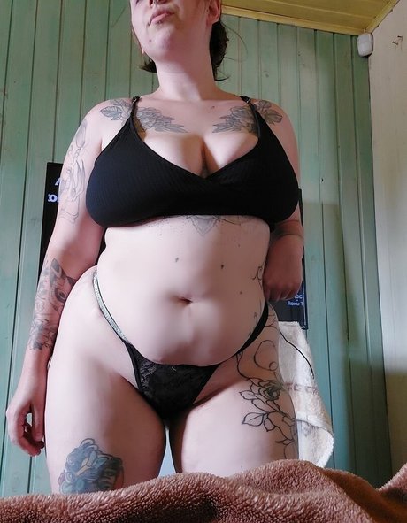 Ana Schineider pornographic model pictures