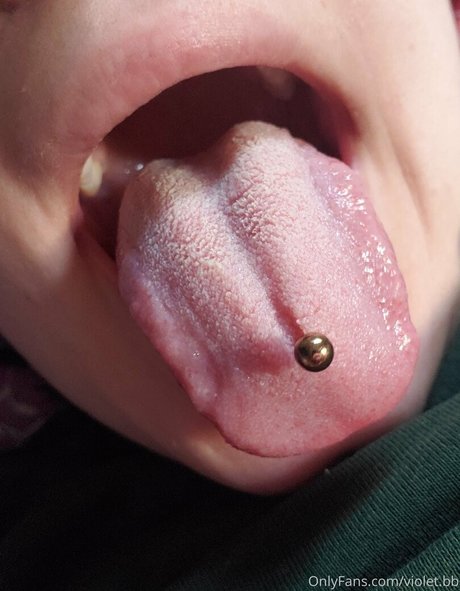 violet bb erotic actress pictures