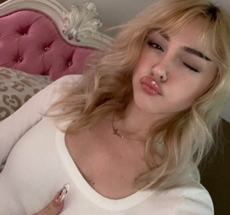 MyahAlanna adult model pictures