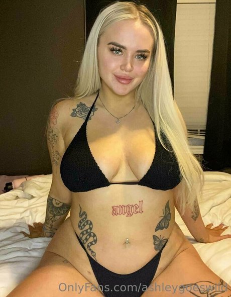 ashleygoeswild star high quality gallery