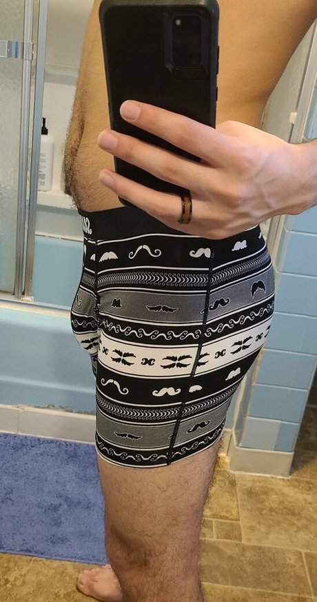 tragicgaynerd naked model galleries