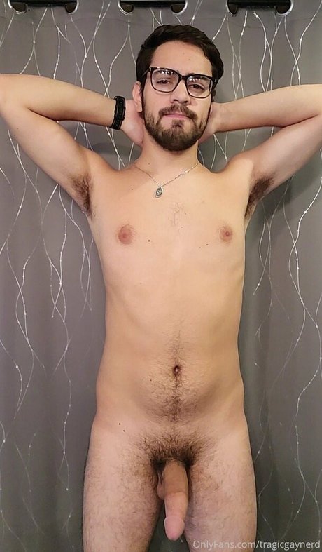 tragicgaynerd model sexy pic