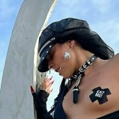 kittywants2play free actress galleries