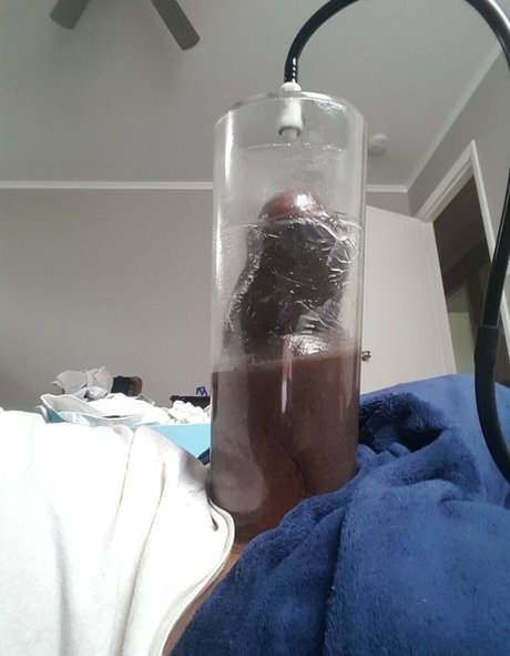 massivobros naked model gallery