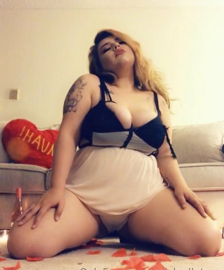 wiickedlotusx model perfect pics