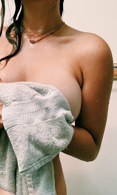 skyewrld star sex galleries