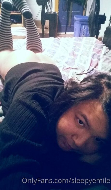 sleepyemile perfect pornstar image