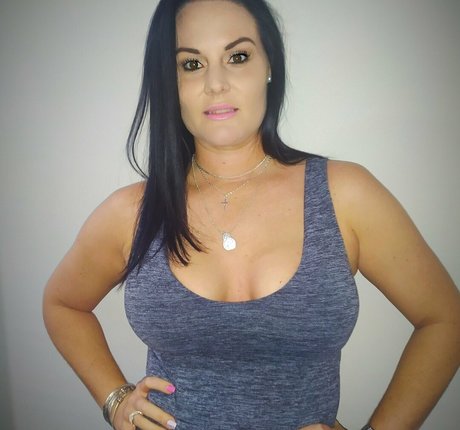 chanelbeexx star top galleries