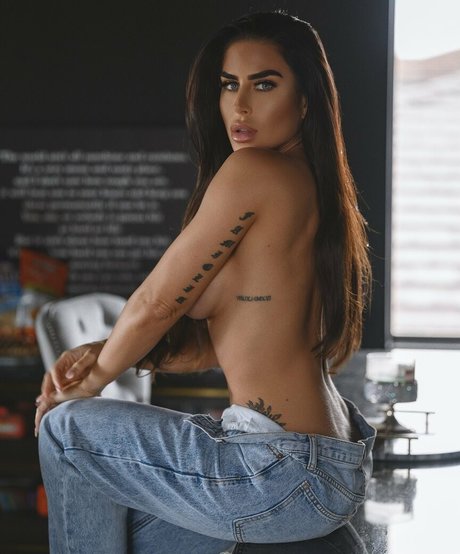 Lindsay Moreno free actress pics