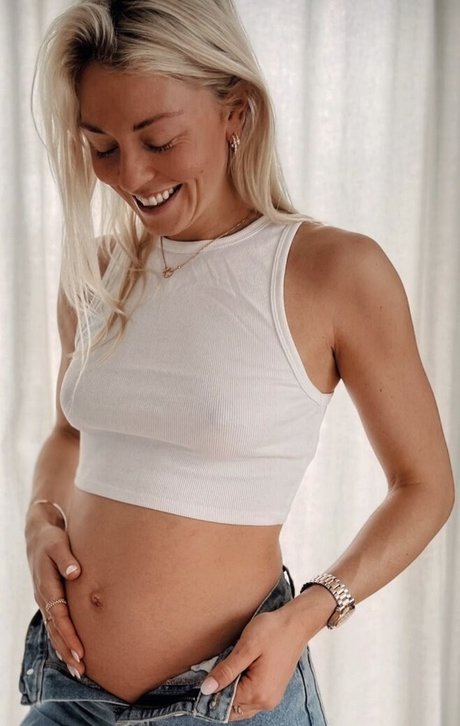 Carina Witthoeft star pretty archive