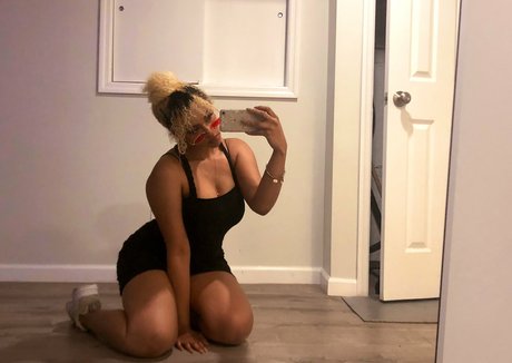 whoissapphic pornstar naked pictures