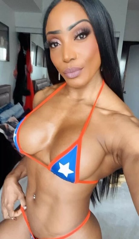 Maggie Watson hd star images