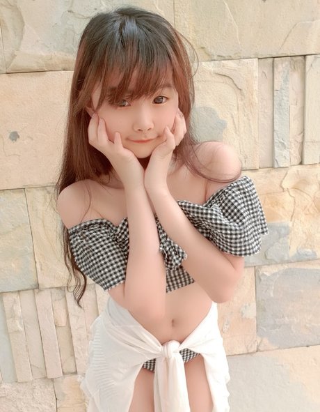 Ola Aphrodite pornstar naked photos