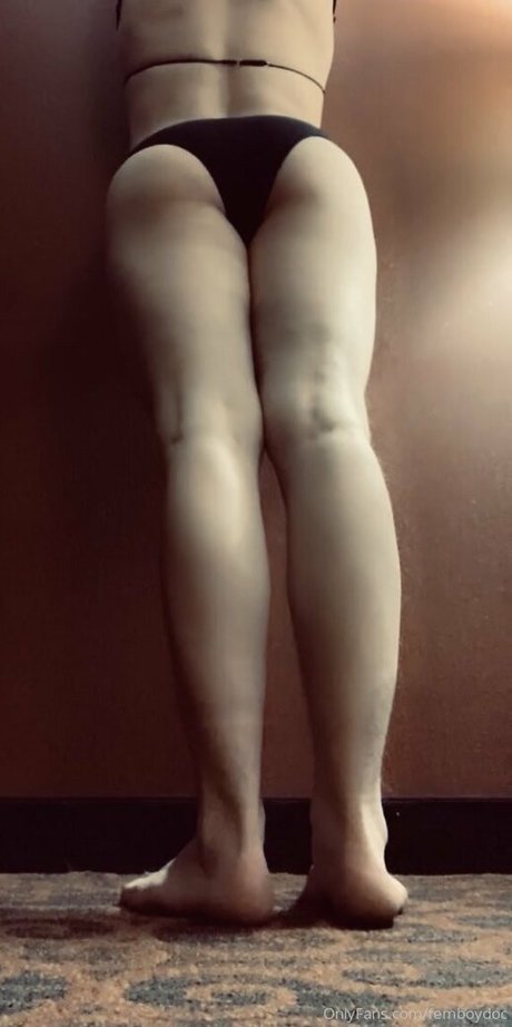 femboydoc nice model photo