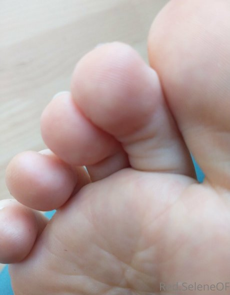 red selene sex model pic