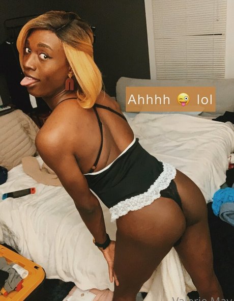 Itsvaleriemay star hd photo