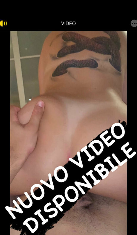 lararoxyrox model porn photos