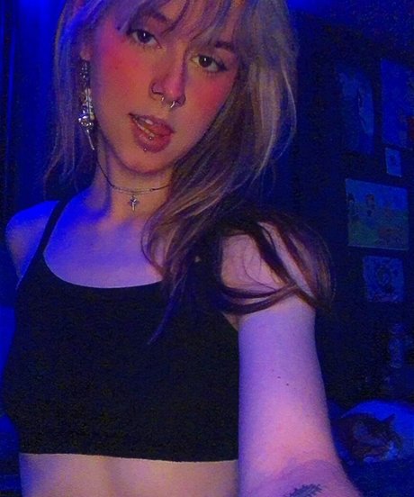 partyongarth44 adult model img