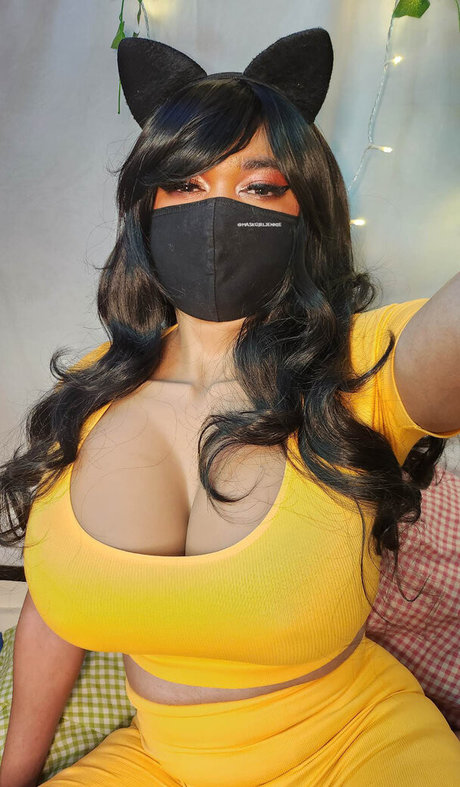 MaskGirlJennie exclusive star picture