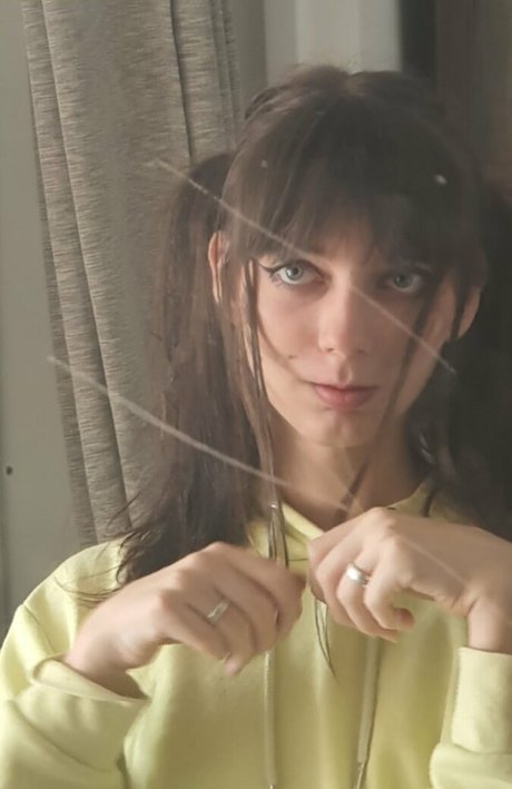 Sin Rose star beautiful gallery