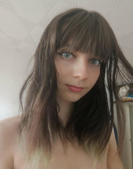 Sin Rose adult model archive