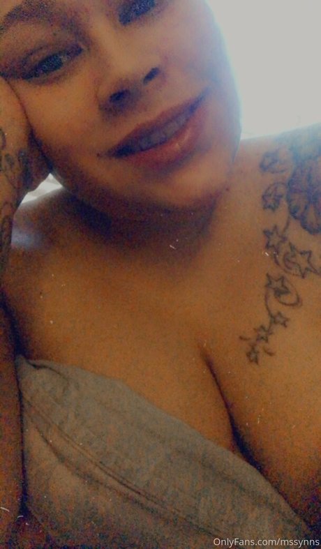 mssynns naked actress images