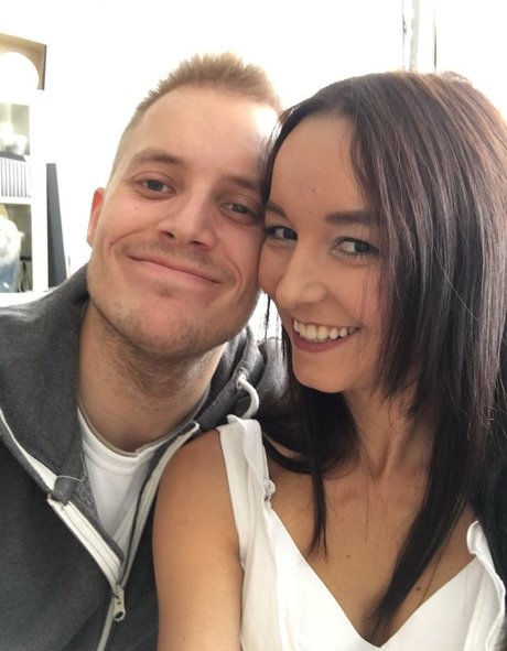 skinny blonde milf onlyfans free nude photo