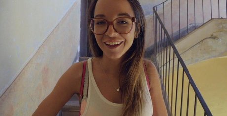 francysbelle model best picture