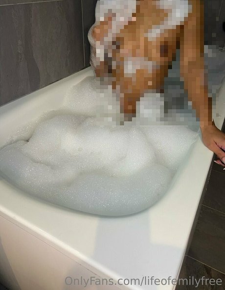 lifeofemilyfree high quality actress archive